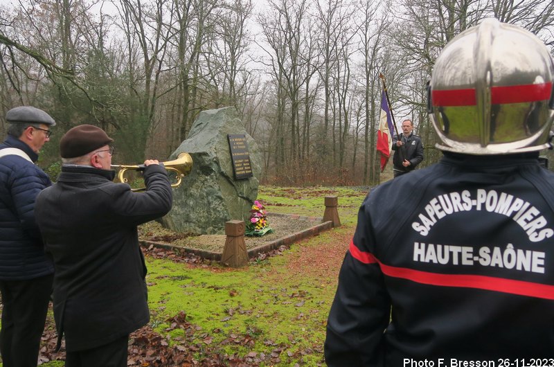 Aux Morts