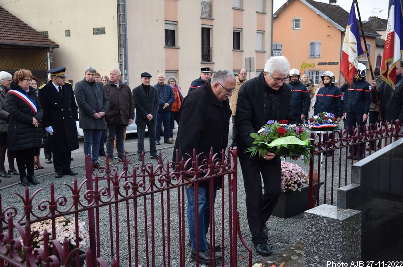 Dépot de gerbe de l'amicale