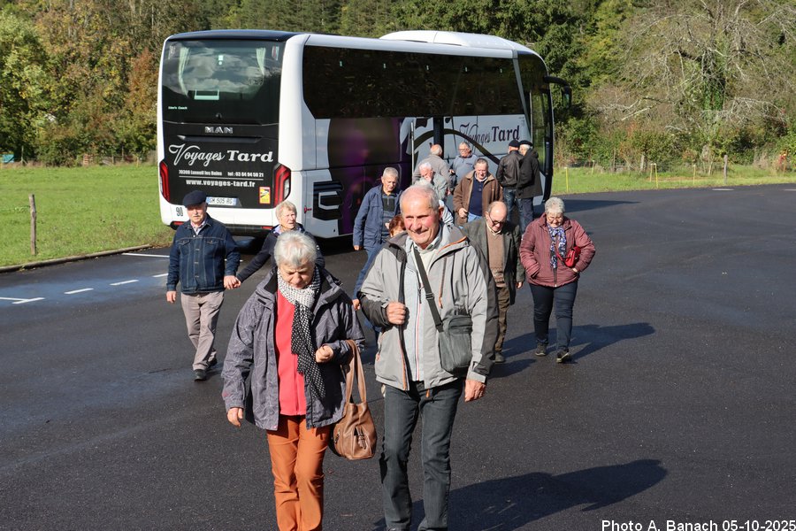 Arrêt aux Fruitières du Lomont