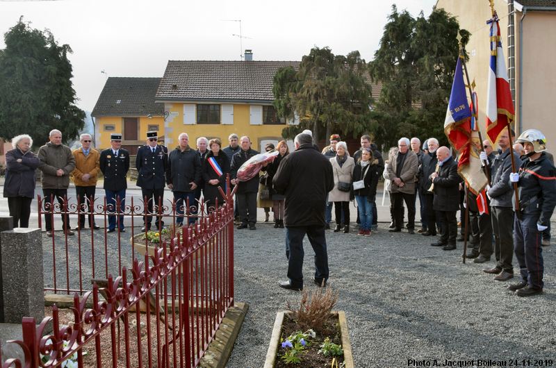 Allocution au monument champagnerot