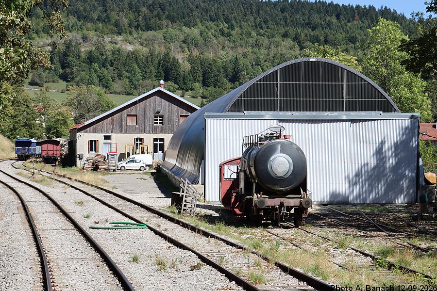 Hangar pour les réparations