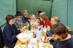 Le repas sous le stand