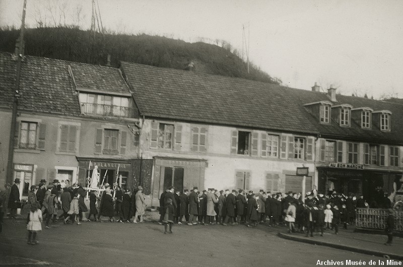 Sainte barbe dans la rue