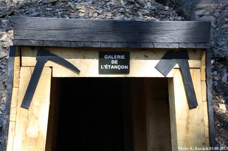 Le détail du fronton