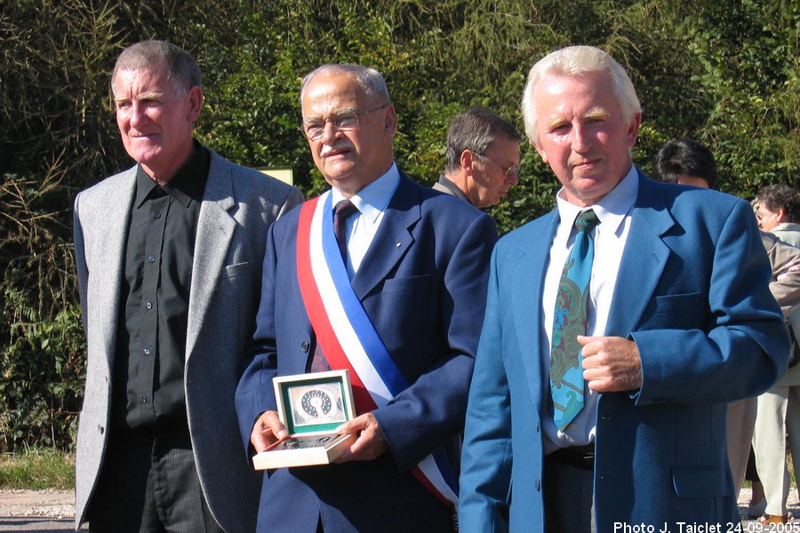 Le maire et le coffret