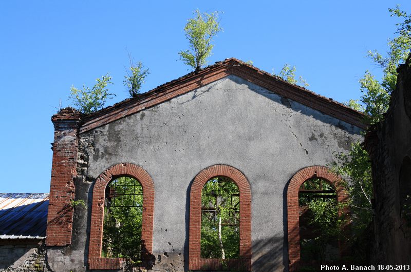 Les vestiges d'une façade