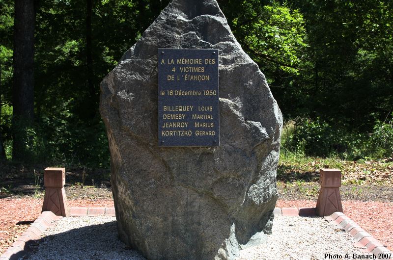 La stèle
