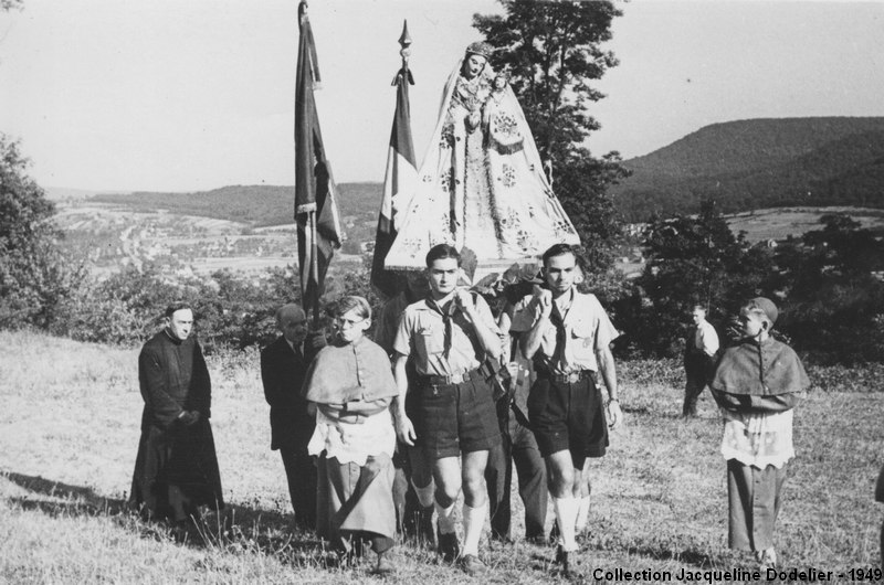 La statue de la Vierge