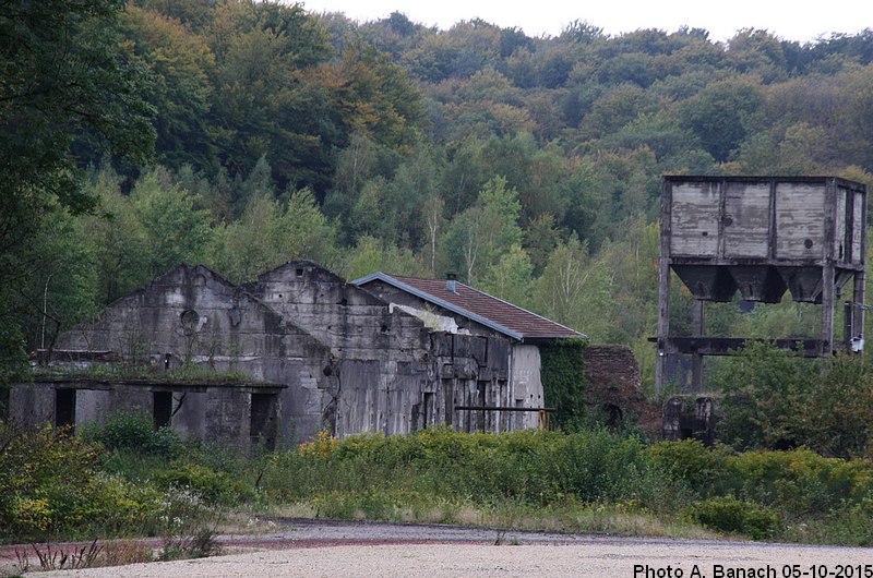 Vestiges bâtiments
