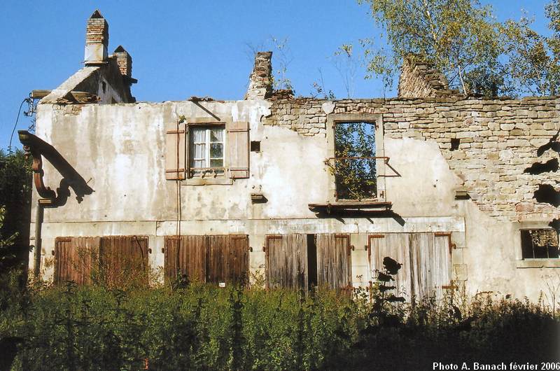 Vestiges anciennes écuries