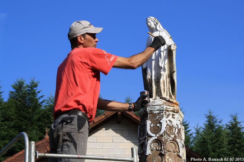 La Vierge en cours de restauration