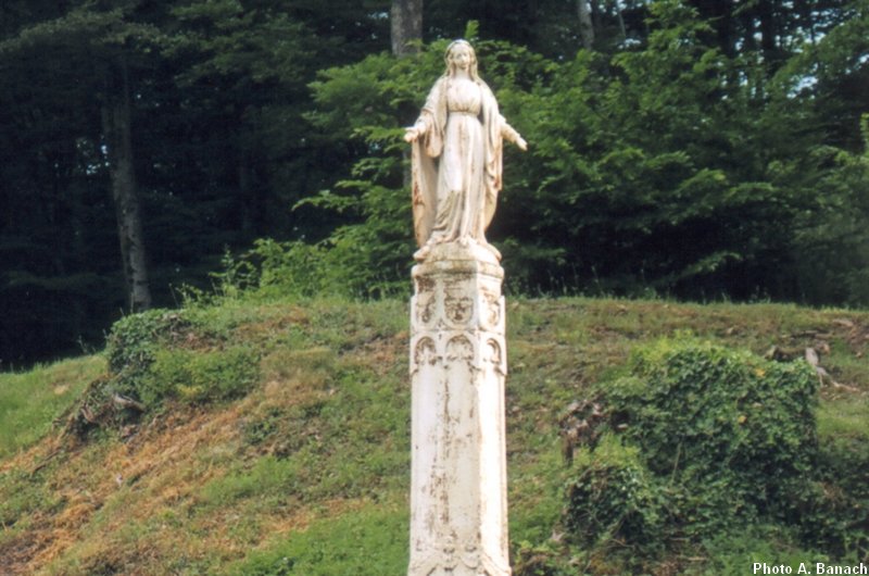 Statue de la Vierge