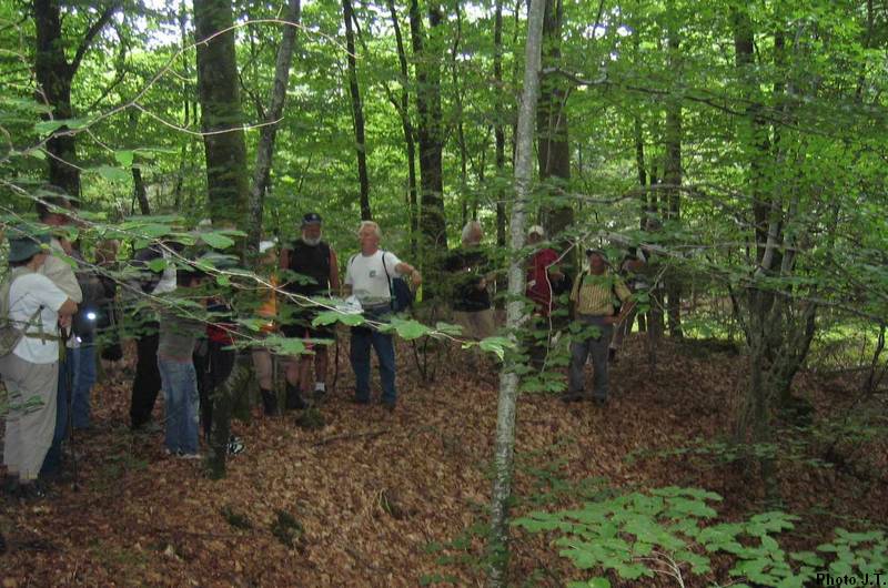 Au bord du puits de la Croix