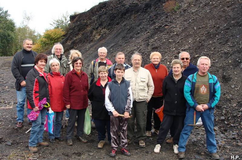 Le groupe au pied du terril