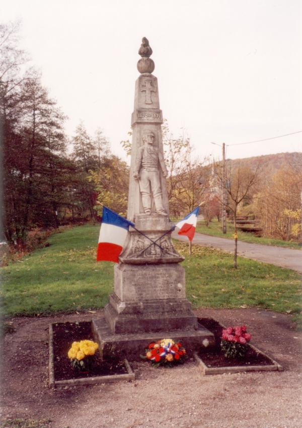 Le monument fleuri