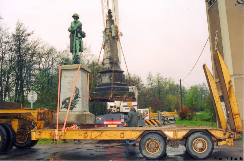 Le monument posé