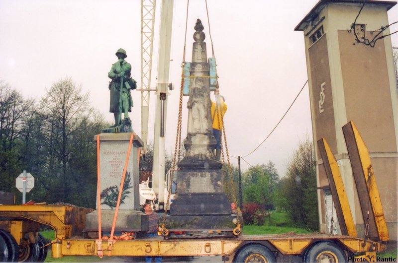 Le monument posé