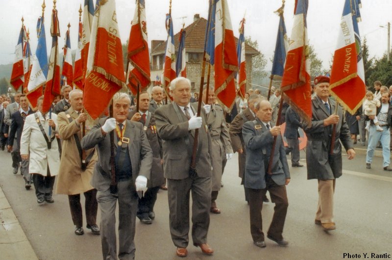 Les porte-drapeaux