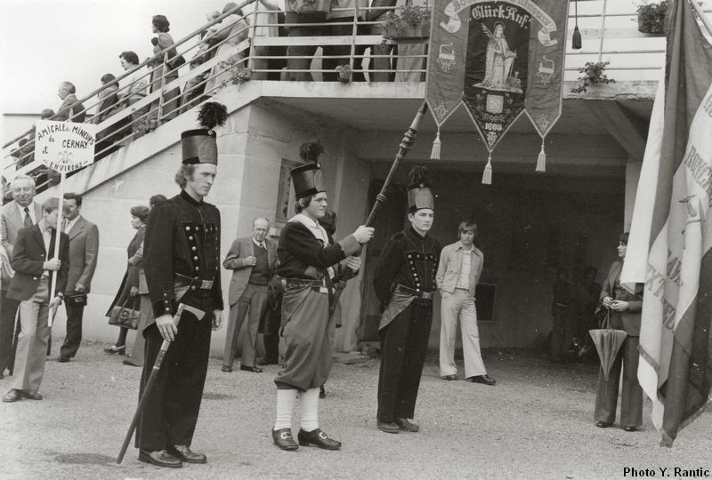 Le cortège en formation