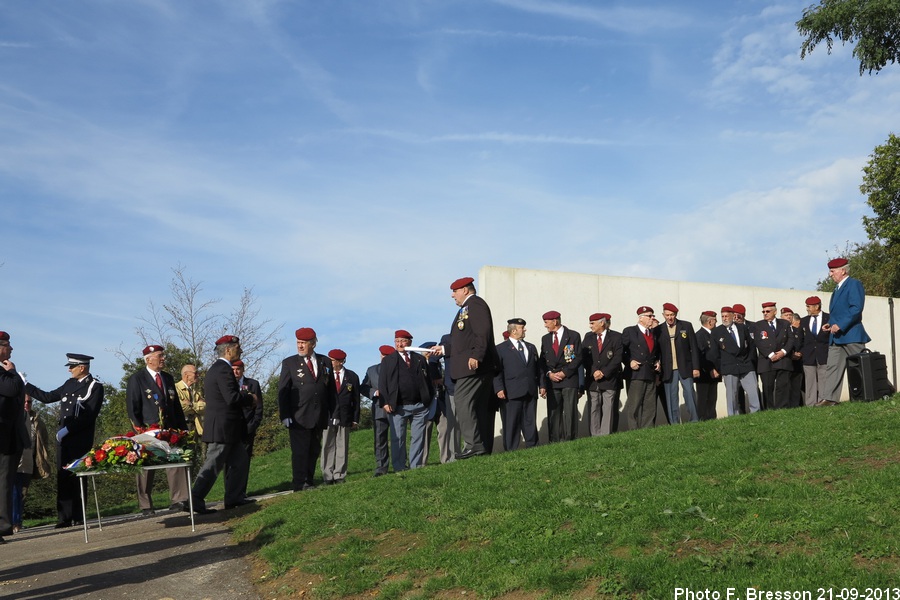 Alignement bérets rouges